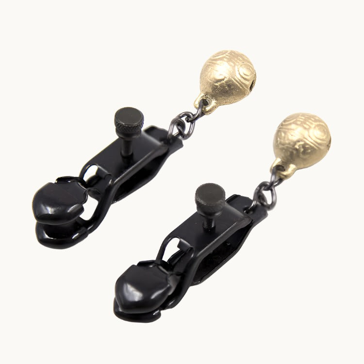 Adjustable Pinch Nipple Clip w/ Bell in Black